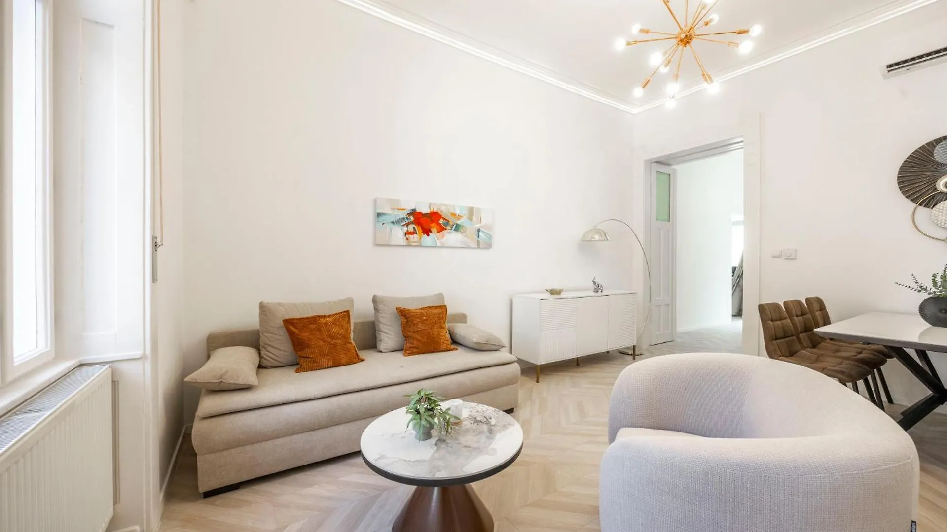 Apartment Classy & Cozy Dream Home In The Center Of Budapest Hungary